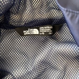 The North Face Girls Wind Blocker Size L